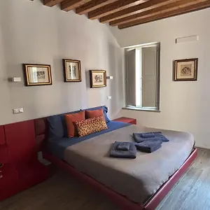 The Lovers Apartamento