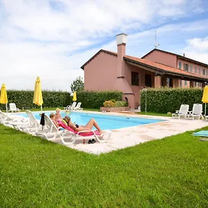 Casa Miniscalchi Ferienhaus Marinella (Venice)